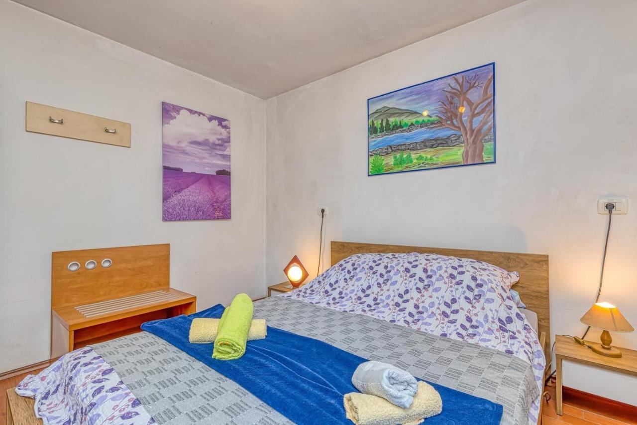 Holiday House Mir كانافانار المظهر الخارجي الصورة