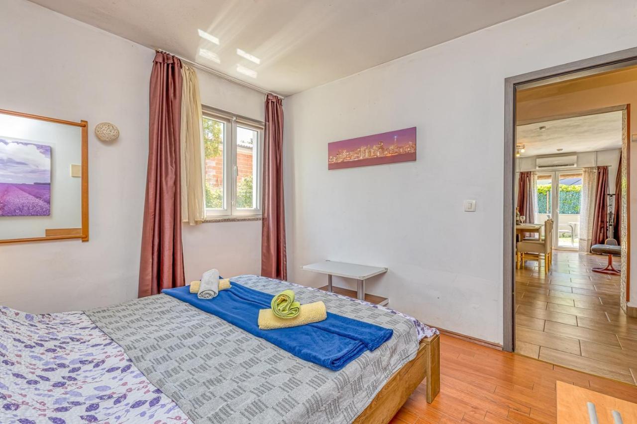 Holiday House Mir كانافانار المظهر الخارجي الصورة